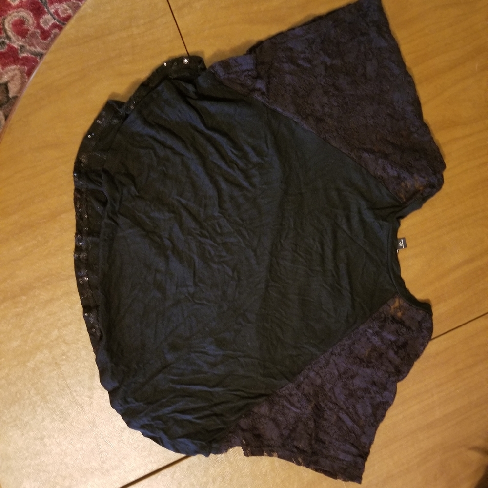 GUESS Crop Top - Picture 5 of 5